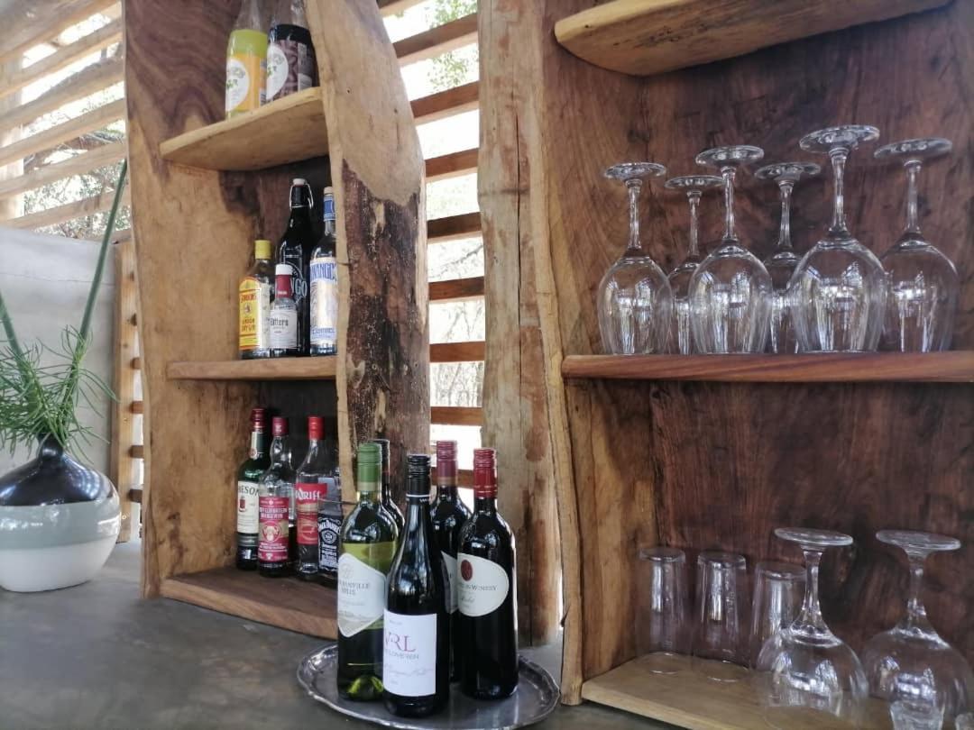 Askiesbos - Samochima Bush Camp Shakawe Kültér fotó