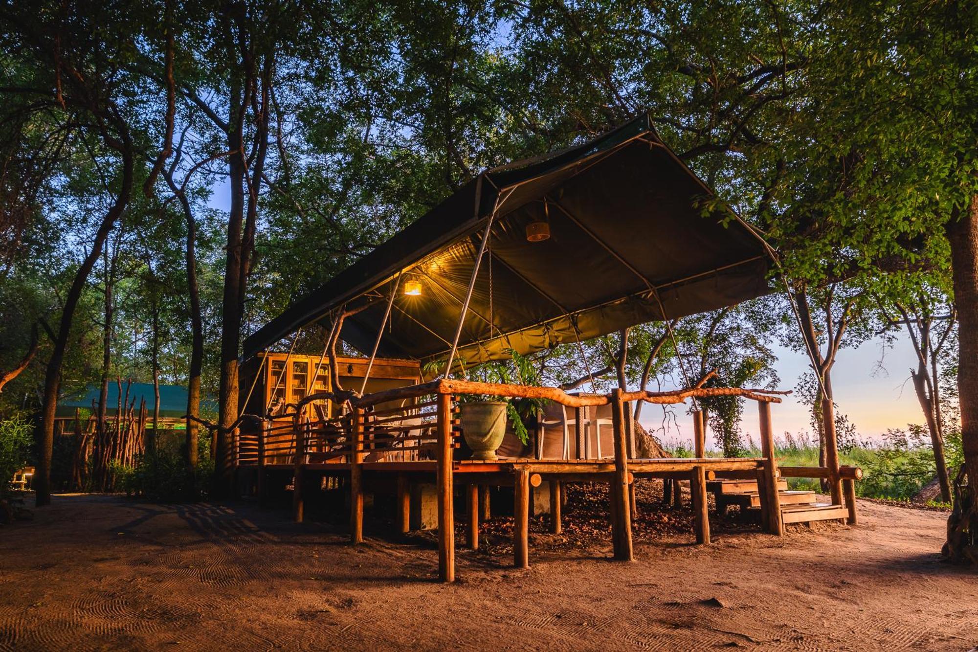 Askiesbos - Samochima Bush Camp Shakawe Kültér fotó