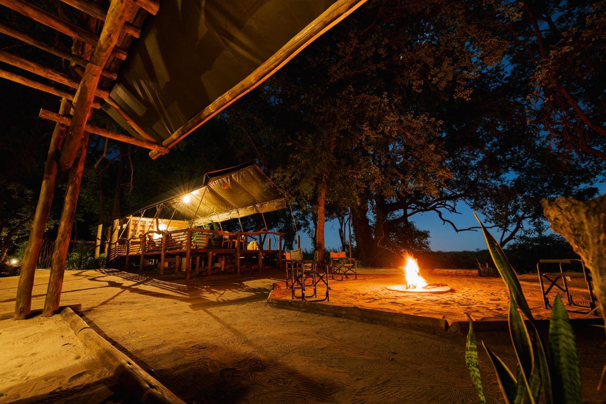 Askiesbos - Samochima Bush Camp Shakawe Kültér fotó