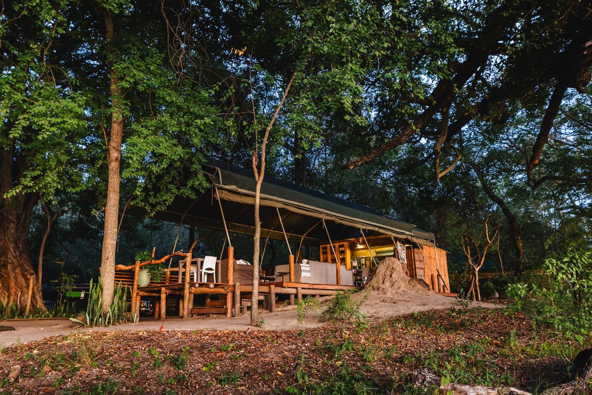 Askiesbos - Samochima Bush Camp Shakawe Kültér fotó