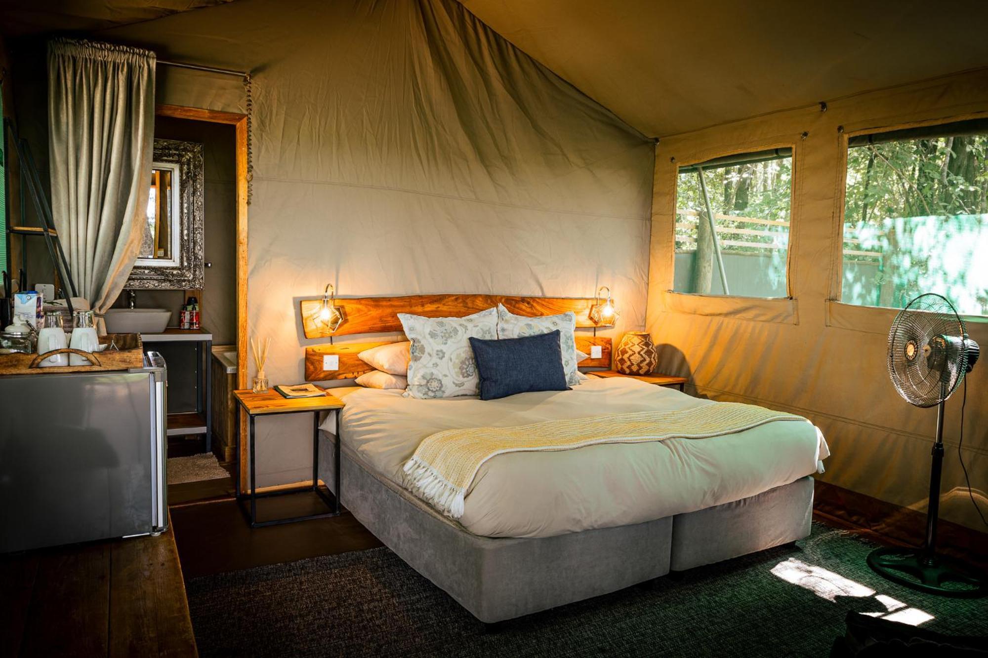Askiesbos - Samochima Bush Camp Shakawe Kültér fotó